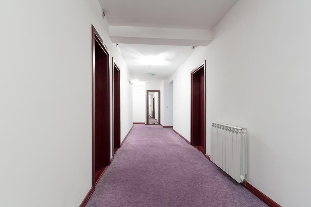 Garni Hotel Family Belgrado Esterno foto