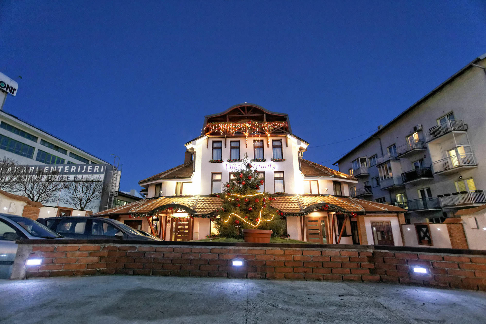 Garni Hotel Family Belgrado Esterno foto