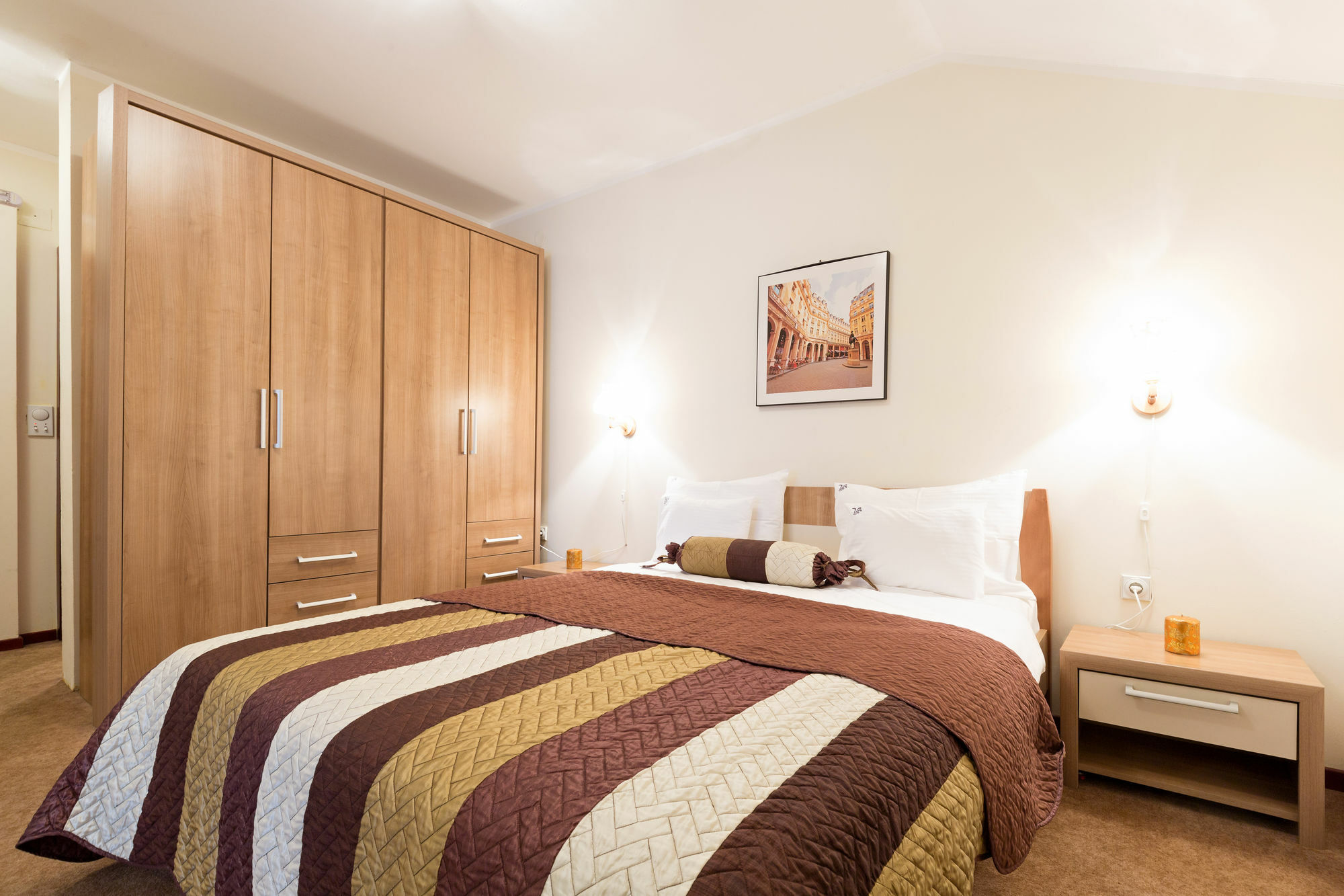 Garni Hotel Family Belgrado Esterno foto