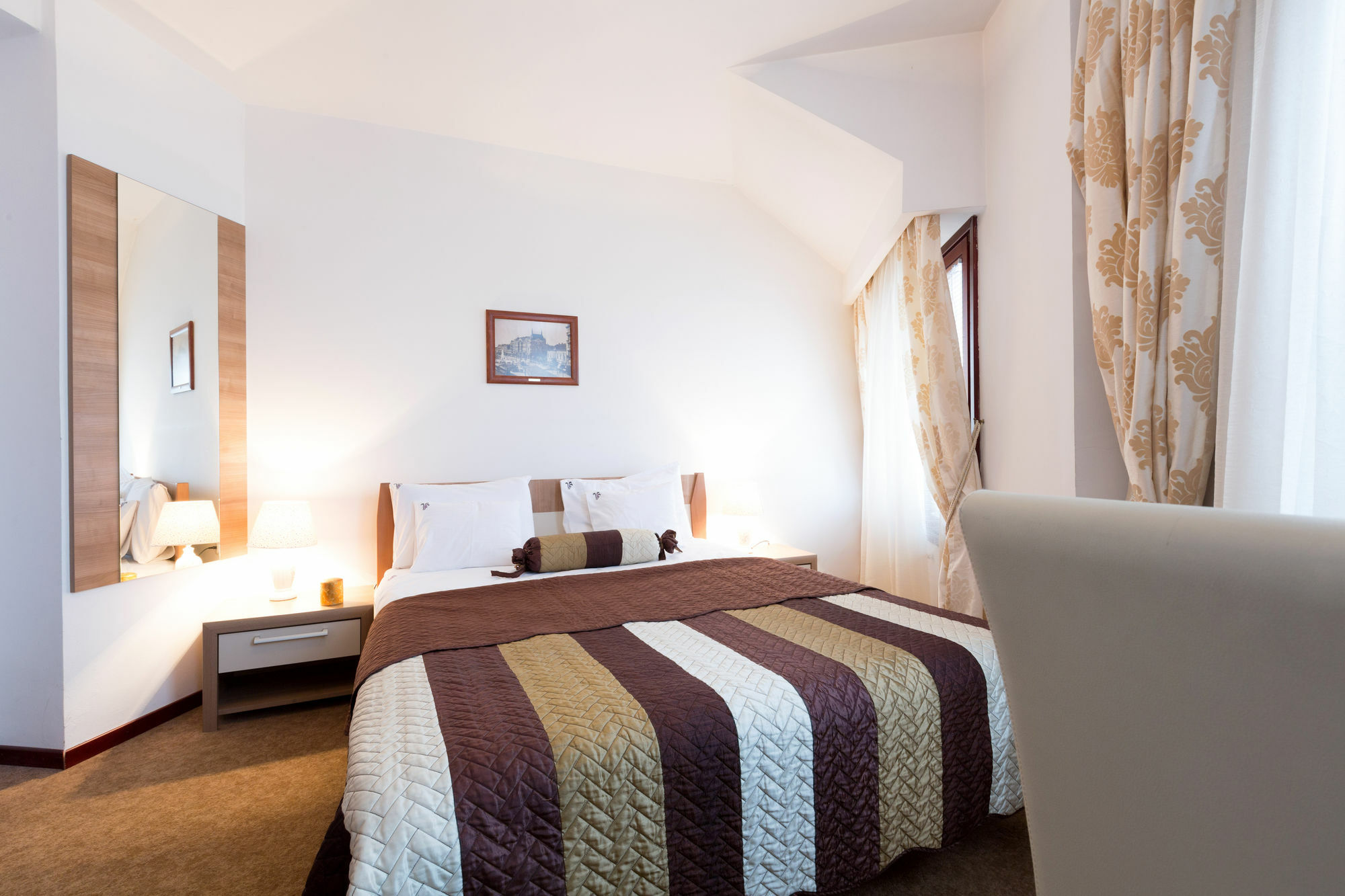 Garni Hotel Family Belgrado Esterno foto