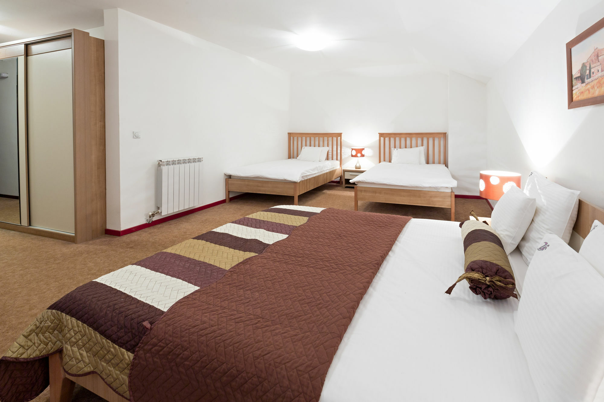 Garni Hotel Family Belgrado Esterno foto