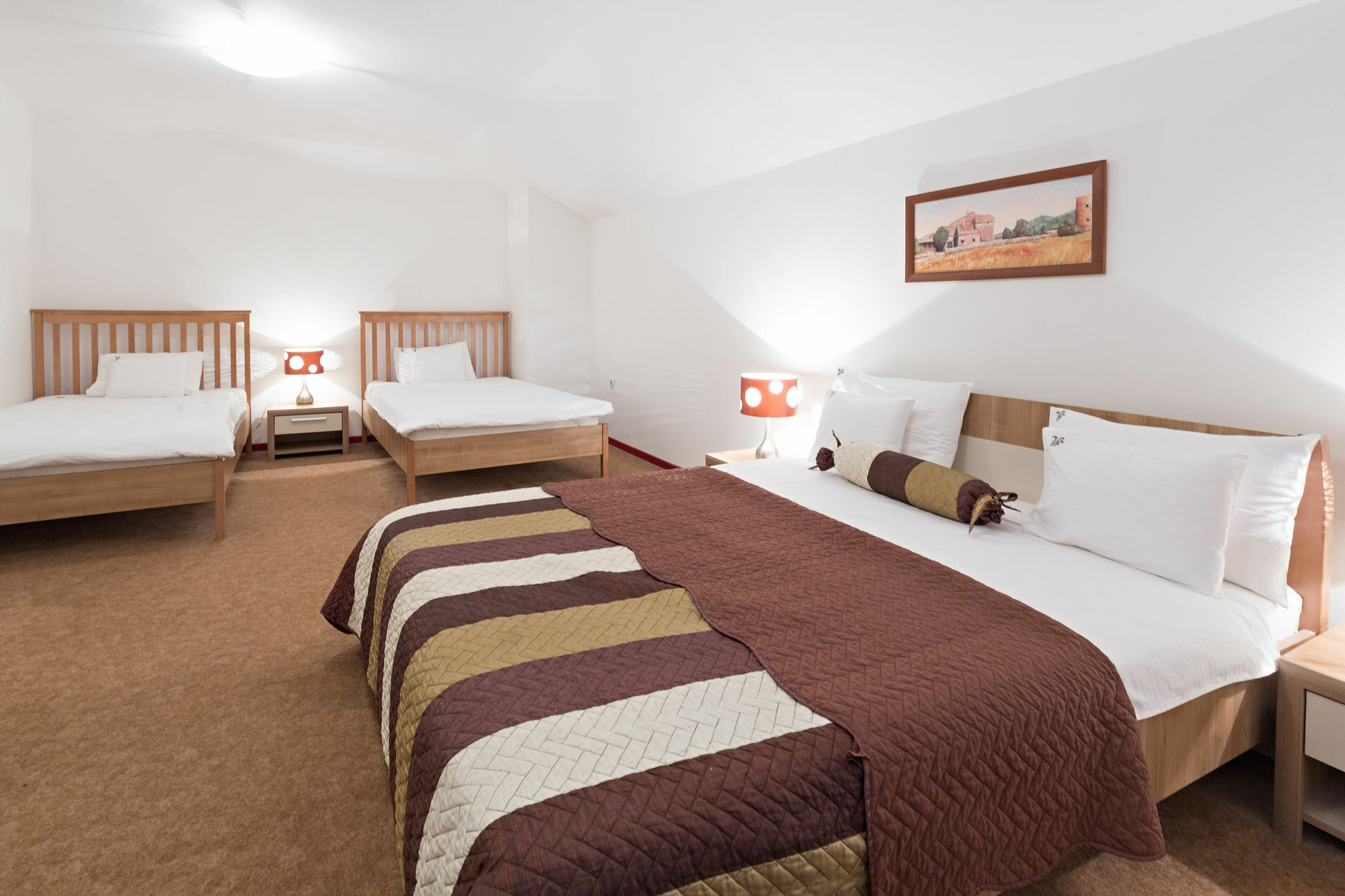 Garni Hotel Family Belgrado Esterno foto